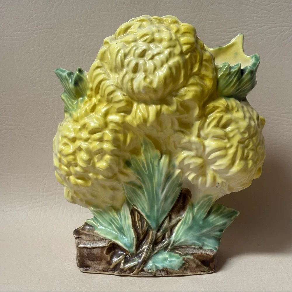1950's McCoy Yellow Chrysanthemum Pottery Vase